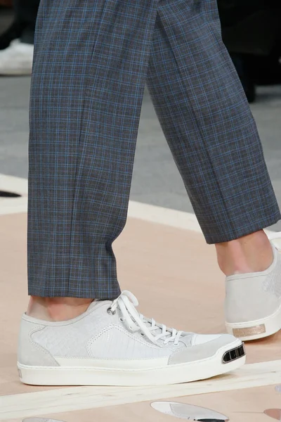 Look 69